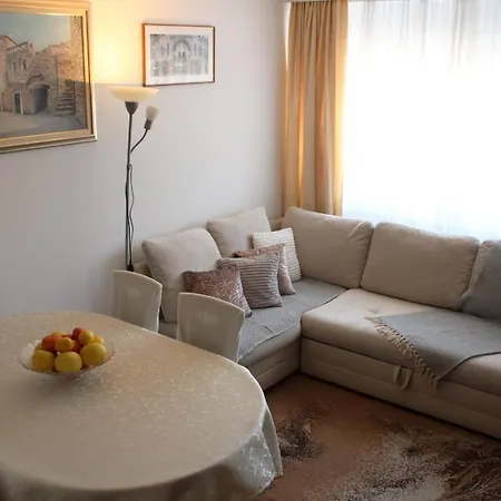 Sarafi Apartment