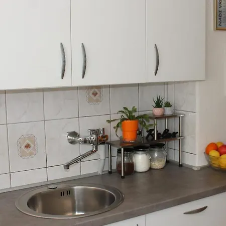 Apartment Sarafi