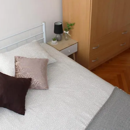 Sarafi Apartment